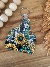 Load image into Gallery viewer, Cow Tag Keyrings