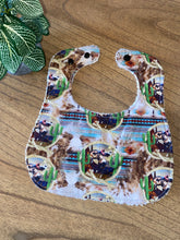 Load image into Gallery viewer, Feeding Bibs