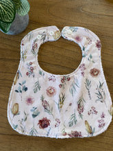 Load image into Gallery viewer, Feeding Bibs