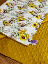 Load image into Gallery viewer, PRE-ORDER Minky Blanket - Sunflower Highland
