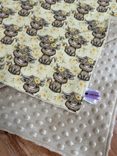 Load image into Gallery viewer, PRE-ORDER Minky Blanket - Yellow Highland
