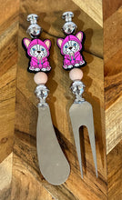 Load image into Gallery viewer, Beaded Cheese Knife &amp; Wine Stopper Set - Design 6
