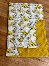 Load image into Gallery viewer, PRE-ORDER Minky Blanket - Sunflower Highland
