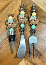 Load image into Gallery viewer, Beaded Cheese Knife &amp; Wine Stopper Set - Design 11
