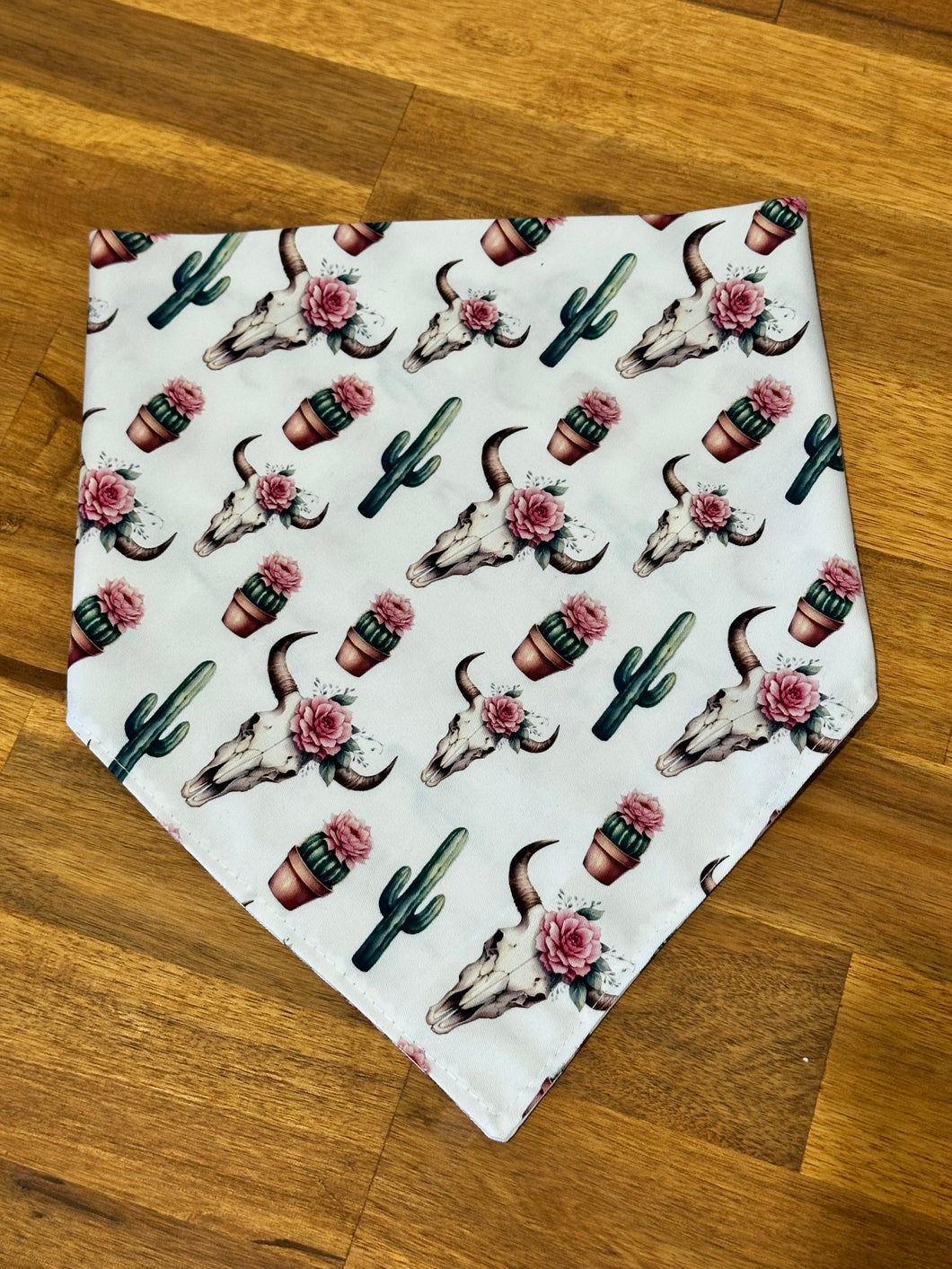 Neck Scarf - Cactus Bullskull