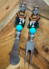 Load image into Gallery viewer, Beaded Cheese Knife &amp; Wine Stopper Set - Design 9
