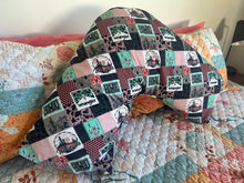 Load image into Gallery viewer, Tri Pillowcase - Wrangler - PRE-ORDER
