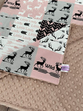 Load image into Gallery viewer, PRE-ORDER Minky Blanket - Little Lady (Pink)
