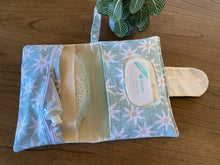 Load image into Gallery viewer, SALE - Nappy Wallet - Minty
