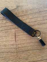 Load image into Gallery viewer, Western Wristlet
