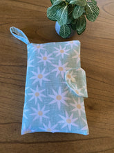 Load image into Gallery viewer, SALE - Nappy Wallet - Minty
