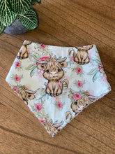 Load image into Gallery viewer, Bandana Bibs - Highland Cows
