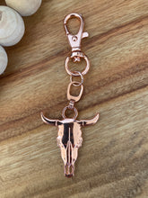 Load image into Gallery viewer, Bull Skull Keyrings
